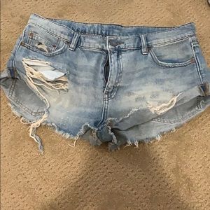 BDG urban outfitters light wash denim jean shorts